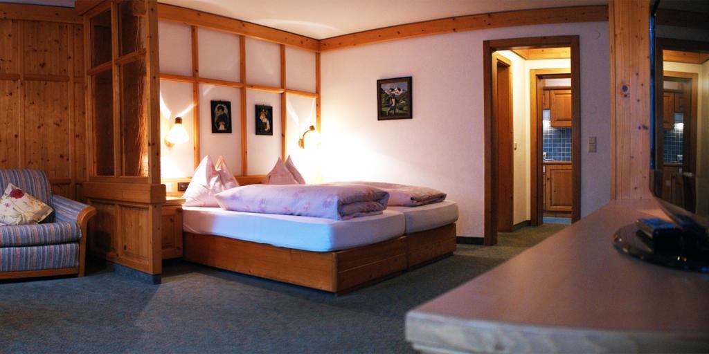 Hotel-Gasthof "Zur Muehle" Kaprun Pokój zdjęcie