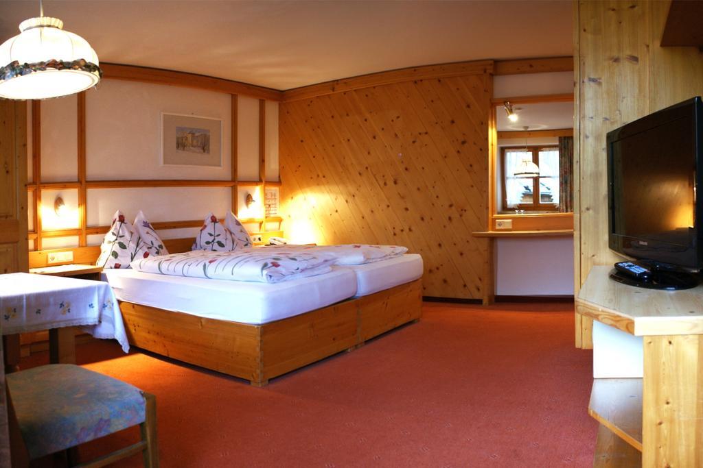Hotel-Gasthof "Zur Muehle" Kaprun Pokój zdjęcie
